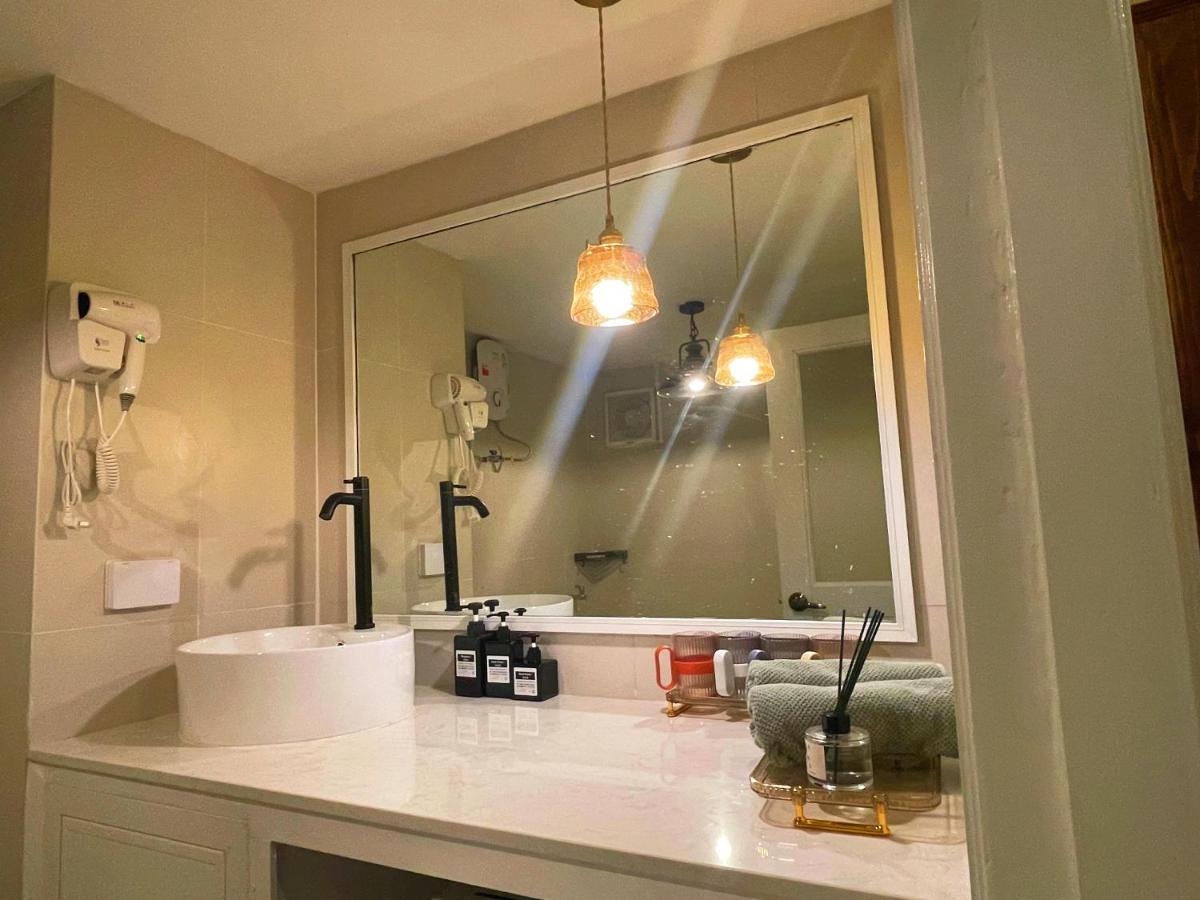 640 Mountain View 2 Minutes Walk To One Nimman Maya Apartamento