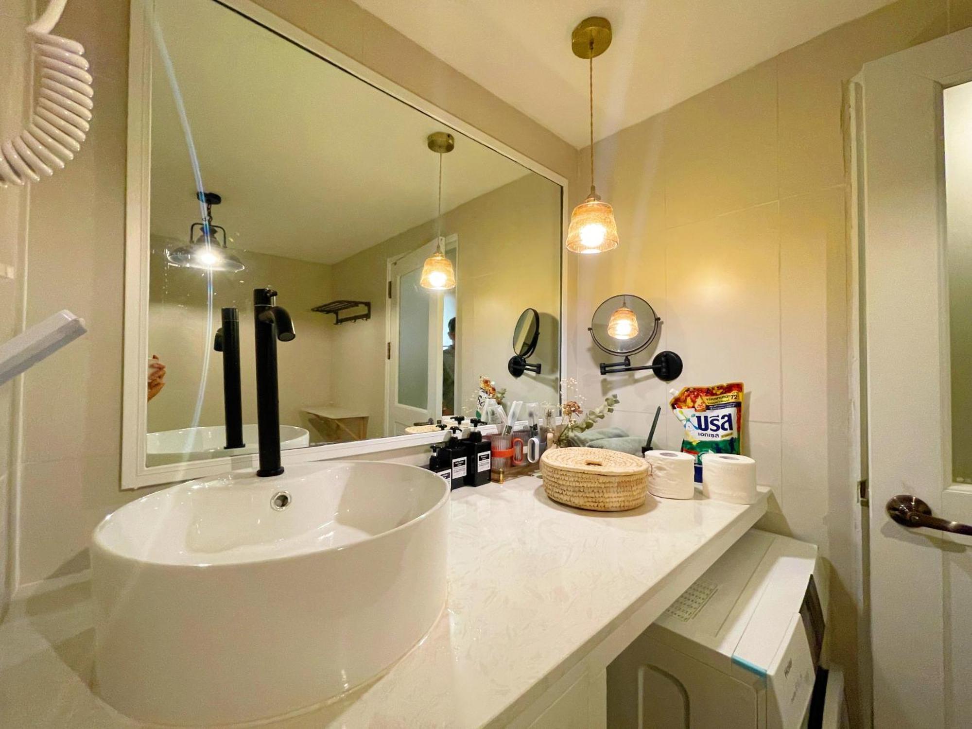 640 Mountain View 2 Minutes Walk To One Nimman Maya Apartamento